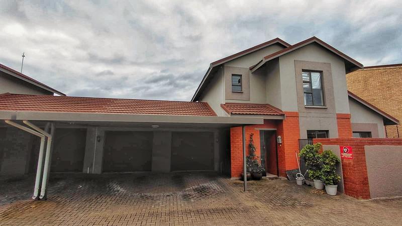 3 Bedroom Property for Sale in Universitas Free State